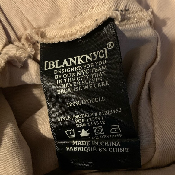 BlankNYC Shorts - Picture 8 of 10